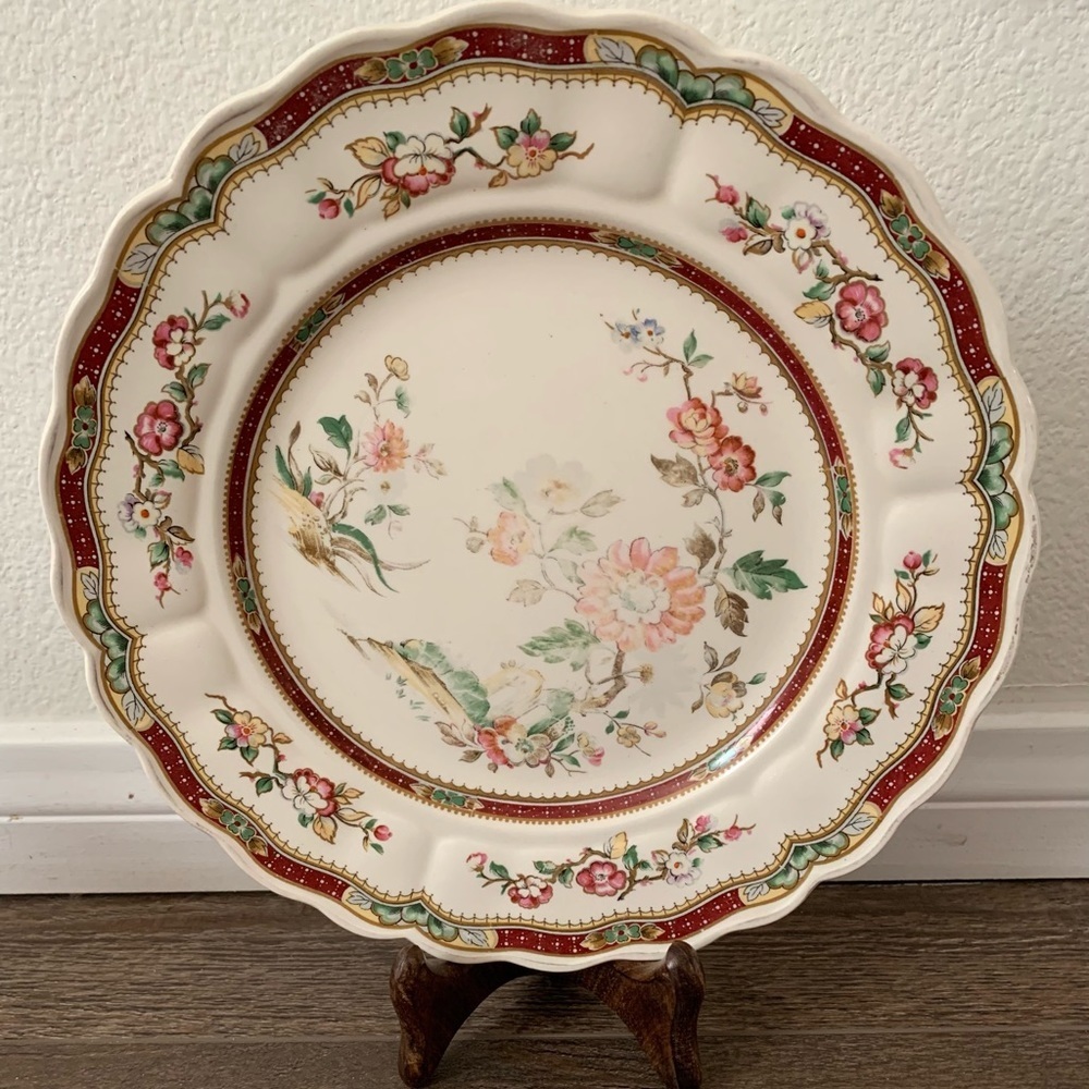 Connaught Luncheon Plate by
Grinder from England